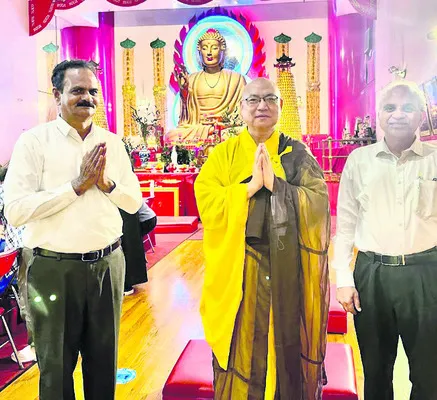 బుద్ధవనం సందర్శనకు అమెరికన్ల ఆసక్తి