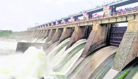 ఫ మూసీ ఉధృతి