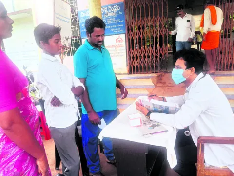 సీఐ, డాక్టర్‌ మధ్య ‘పోస్టుమార్టం’ వివాదం