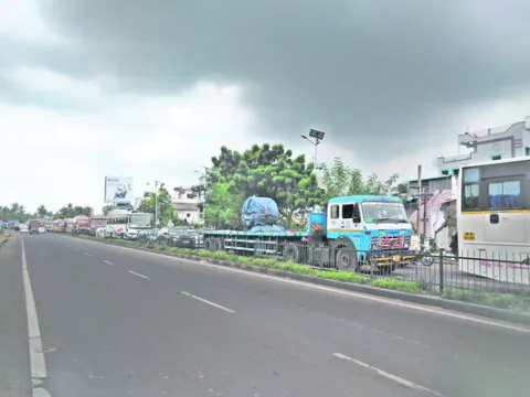 లారీన