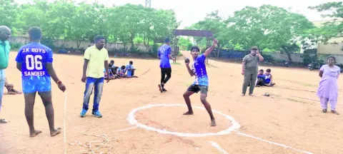 ఉత్సాహంగా జిల్లాస్థాయి అథ్లెట్ల ఎంపిక పోటీలు 