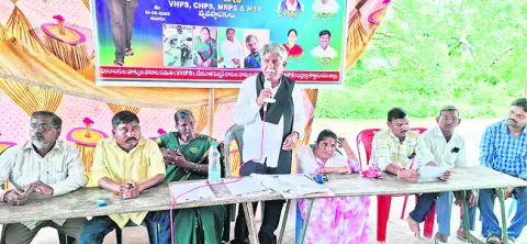 సీఎం, ప్రతిపక్ష నేతా మోసగాళ్లే