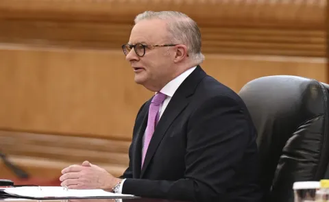 Australia to Recognize Palestinian State12