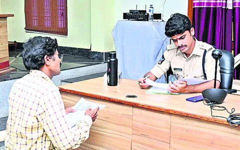 ఎస్పీ గ్రీవెన్సుకు 43 ఫిర్యాదులు 