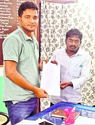 దమ్ము ట్రాక్టర్లు తిరగకుండా చర్యలు తీసుకోవాలని వినతి 