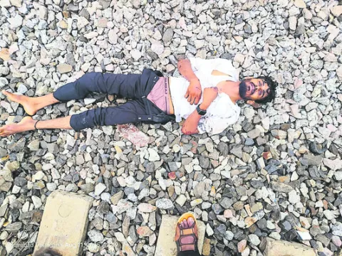 యువకుడి అనుమానాస్పద మృతి 