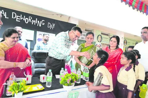 నులిపురుగులను నలిపేద్దాం