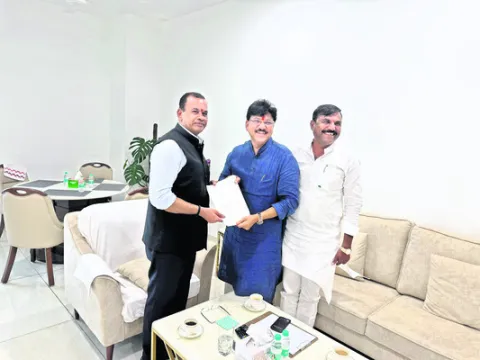 ఇంజినీరింగ్‌లో మొదటి రోజు ఐదుగురి చేరిక 
