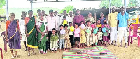 బడి ప్రారంభం.. ఆదివాసీల హర్షం