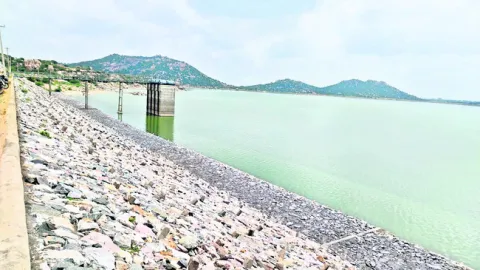 కానరాని పురోగతి! 