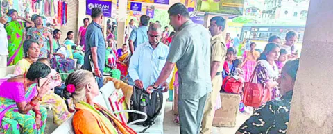 పంద్రాగస్టు ఏర్పాట్ల పరిశీలన