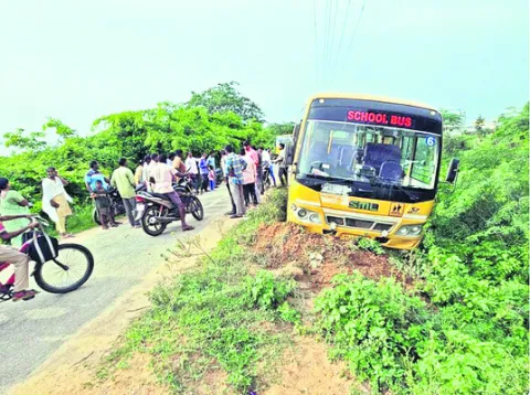 21న వలంటీర్ల ఎంపిక