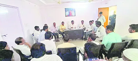 రైతులకు ఇబ్బందులు రానీయొద్దు 