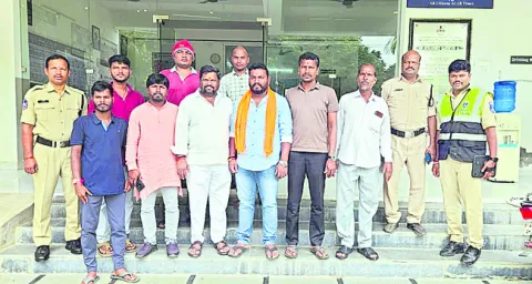 దేవాలయాలకు రక్షణ కల్పించాలి 
