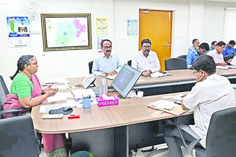 ఇళ్ల 