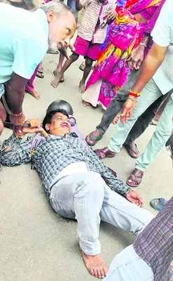 విధులకు వెళ్తుండగా ప్రమాదం..