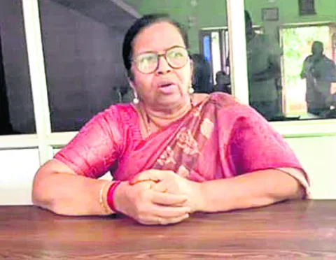 యూరియా కొరత లేదు