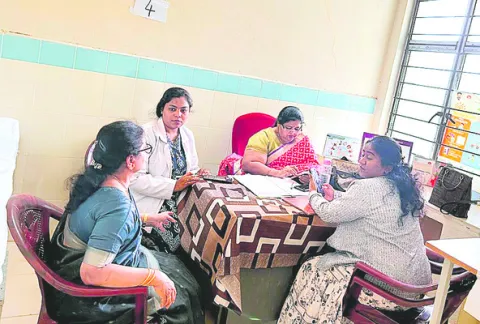 కోట్‌పల్లి పీహెచ్‌సీ పరిశీలన 