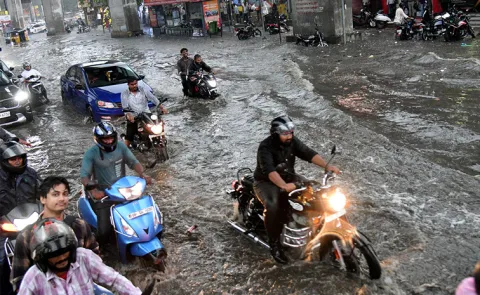 Heavy Rainfall In Hyderabad