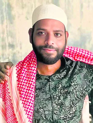 అప్పుల బాధతో  లారీ డ్రైవర్‌ ఆత్మహత్య