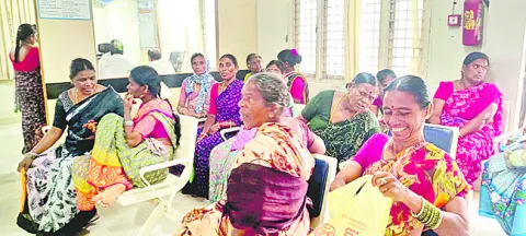 నిధుల స్వాహాపై విచారణ 