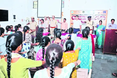 మత్తు పదార్థాలకు దూరంగా ఉండాలి
