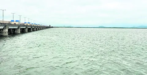 ‘ఎల్లంపల్లి’కి వరద 
