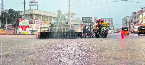 ఎడతెరిపి లేకుండా..
