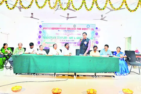 కాకతీయుల శిల్పకళ అద్భుతం
