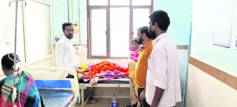 అదనంగా అంబులెన్స్‌ను కేటాయించాలి 