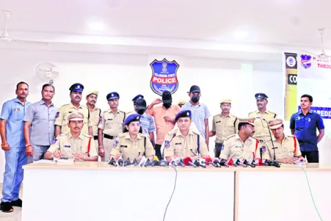 దారి దోపిడీ ముఠా అరెస్ట్‌
