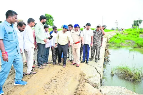 పొంగే వాగులు, వంకలు దాటొద్దు 