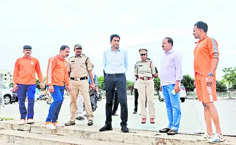 బుడమేరుపై నిరంతర పర్యవేక్షణ ఉండాలి 