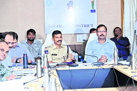 ప్రాణ, ఆస్తి నష్టం సంభవించకుండా చూడాలి 
