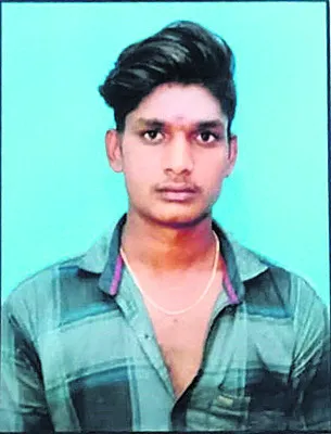 ఉప్పలపాడులో యువకుడి ఆత్మహత్య 