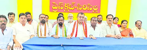 యూరియా కొరత అబద్ధం