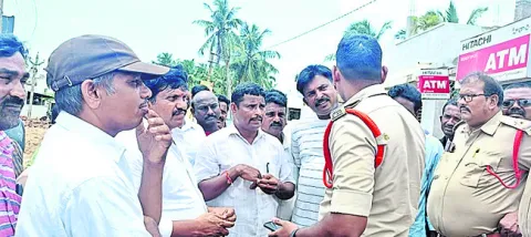 కొలిక్కి రాని చర్చలు 