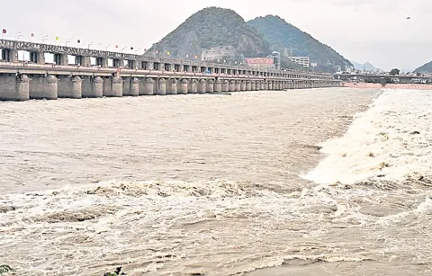 Floods cause panic at Prakasam Barrage