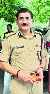 ఐపీఎస్‌ఽ అఽధికారి సత్యనారాయణకు రాష్ట్రపతి మెడల్‌ 