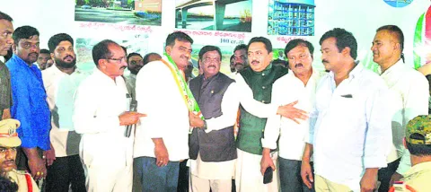 కార్యకర్త స్థాయి నుంచే మంత్రినయ్యా