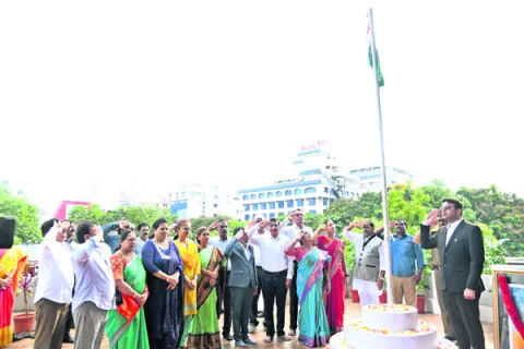 సమష్టి కృషితో విశాఖ నగరాభివృద్ధి 