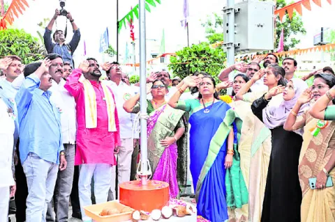 మెట్రోనగరాల సరసన వరంగల్‌