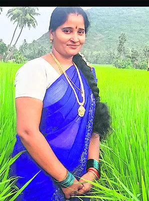 వివాహిత ఆత్మహత్య
