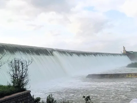 ఉప్పొంగిన డిండి