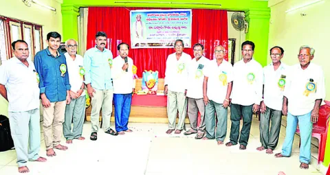 గౌతు లచ్చన్నకు ఘన నివాళి 
