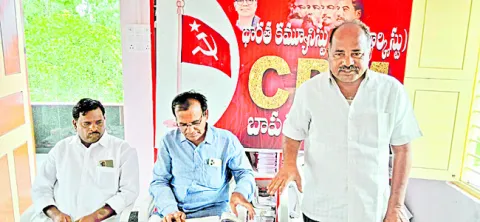 రైతులు, కౌలురైతులను ఆదుకోవాలి 