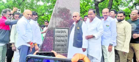 అమరవీరుల స్ఫూర్తితోనే ప్రజాపాలన