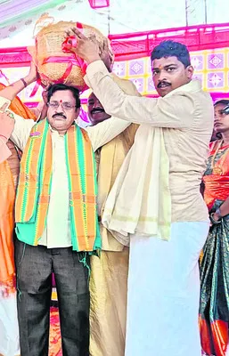 నూతన 