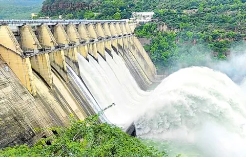 Heavy flooding in Srisailam and Nagarjuna Sagar