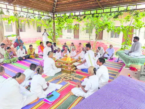 లక్ష 
